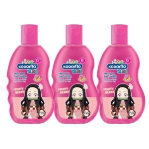 โคโดโม แชมพูอาบน้ําเด็ก เฮดทูโท กลิ่นฟรุ๊ตตี้เบอร์รี่ สีชมพู 100 มล. x 3 **3 หน่วย**